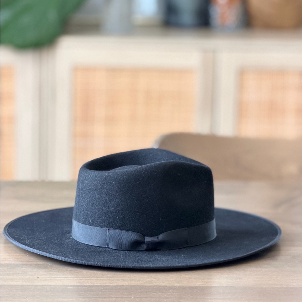 LACK OF COLOR rancher small